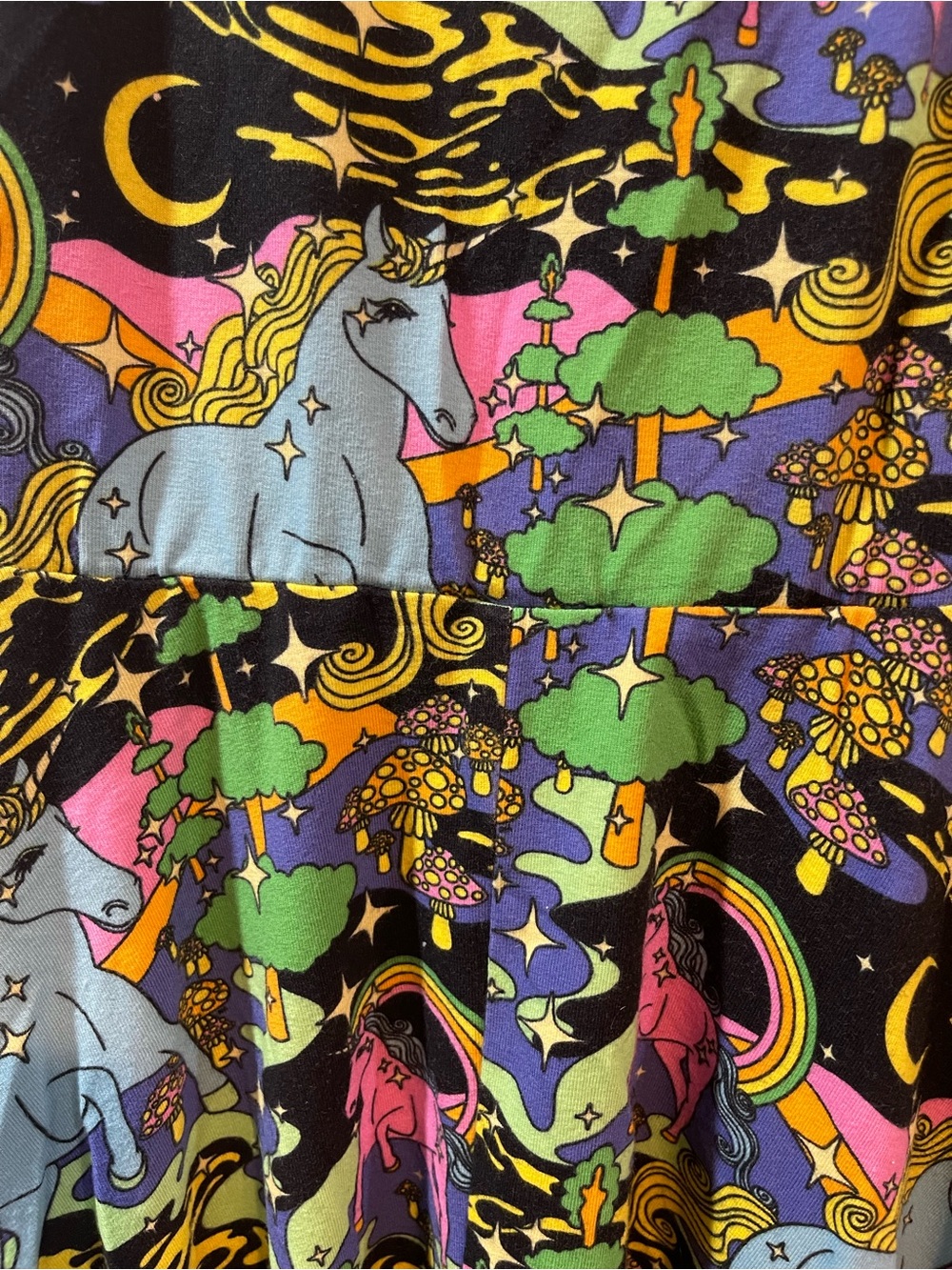 Nooworks Vacation Sleeveless Multicolor Graphic Midi Dress with Unicorns - Picture 3 of 4